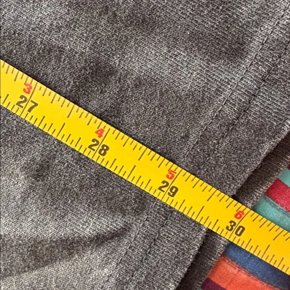 Nike Olive Green Embroidered Swoosh Short Sleeve Tee small loose fit nwt - Picture 12 of 13